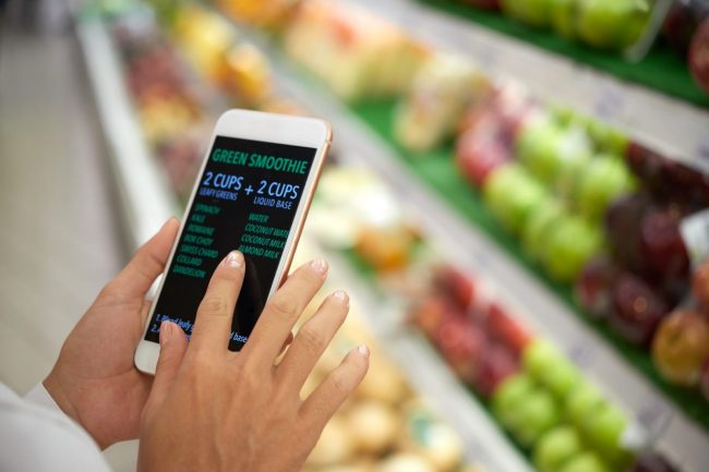 Shopping for ingredients mobile app in grocery store